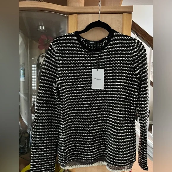 NWT THEORY Text Stripe PO Crewneck Sweater in Striped Wool Blend size P - Picture 2 of 6